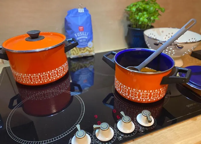 Anneliese Im Einzeldenkmal - Lange Gasse 29 *