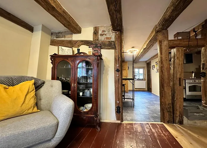 Anneliese Im Einzeldenkmal - Lange Gasse 29 * Quedlinburg