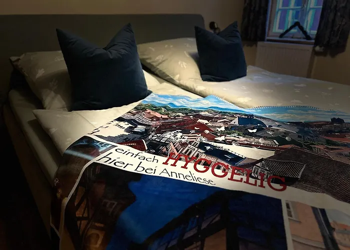 Anneliese Im Einzeldenkmal - Lange Gasse 29 *